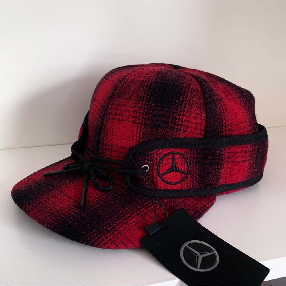 Mercedez Benz wool hat
